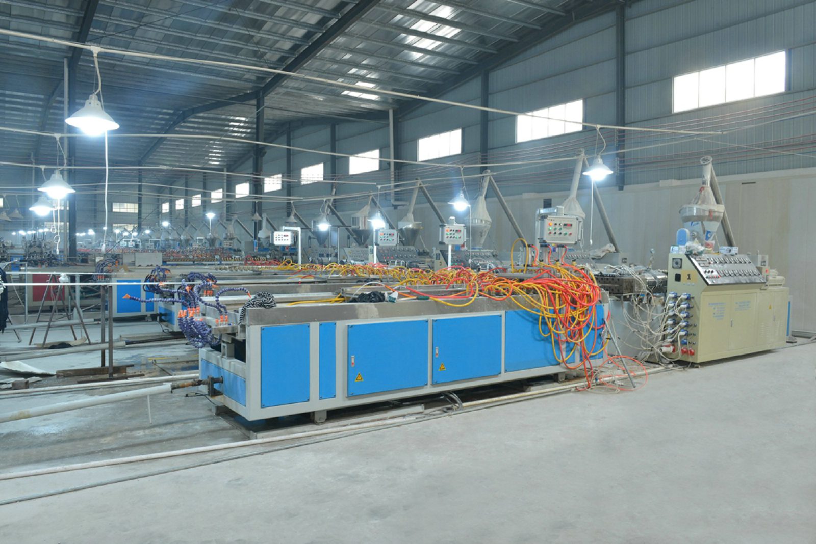 SKR extrusion line assembly workshop in Foshan